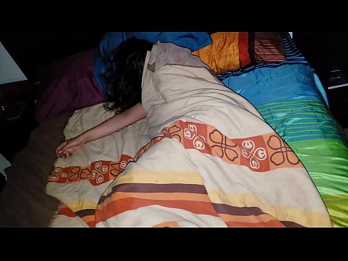 ❤️ Stedbarn skælder sin unge stedmor ud, mens hun sover. ❌ Skøn porno at da.taxiklass.ru ❌️